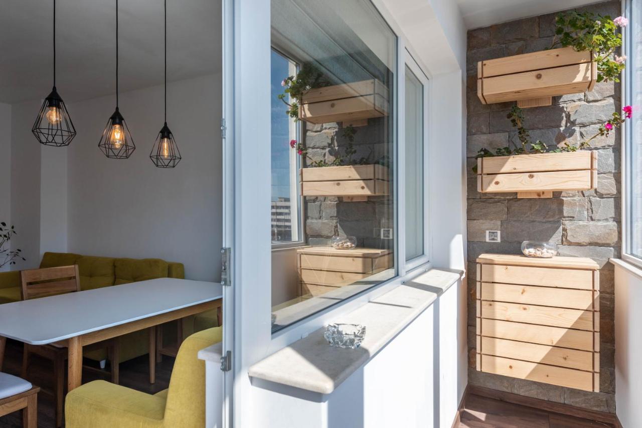Cosy Apartment In Central Varna Exterior photo